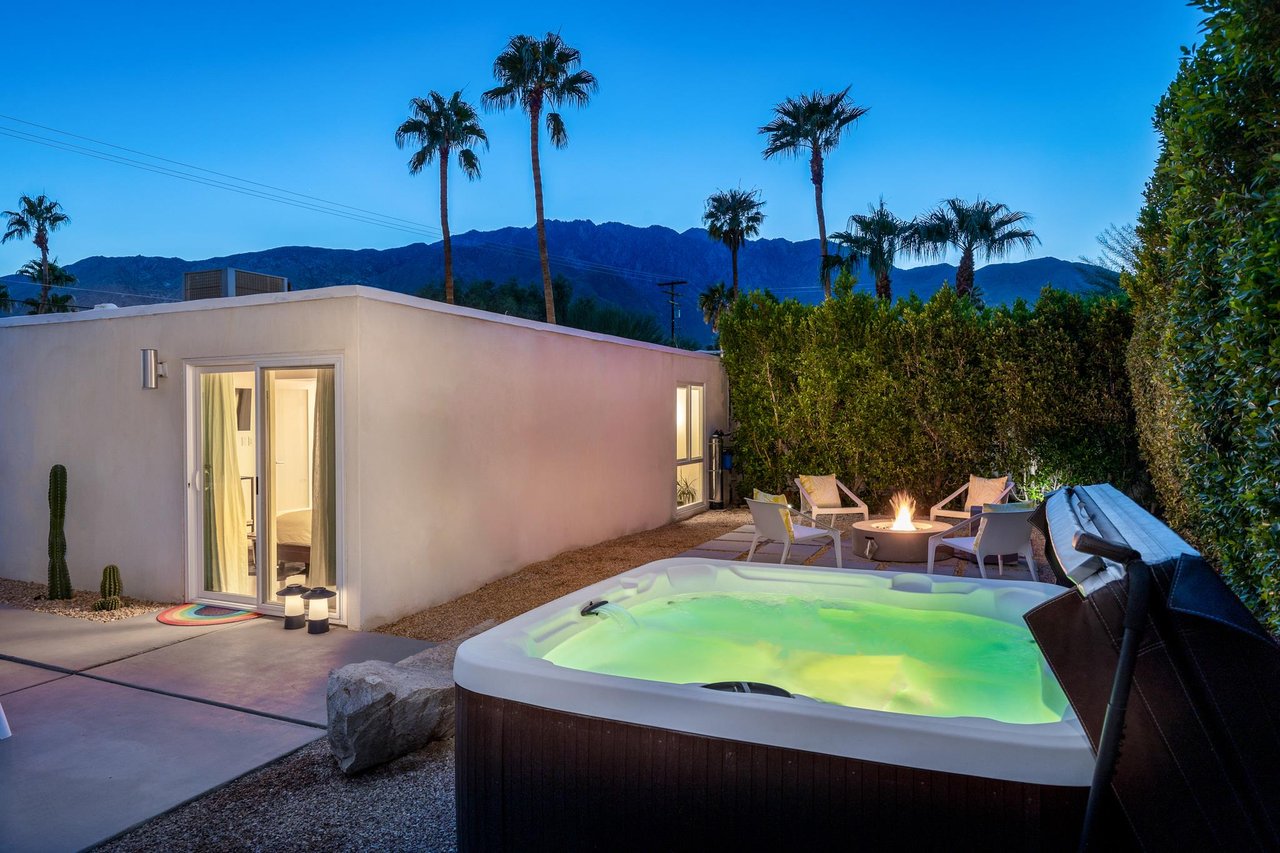 Take a dip in the Spa at night