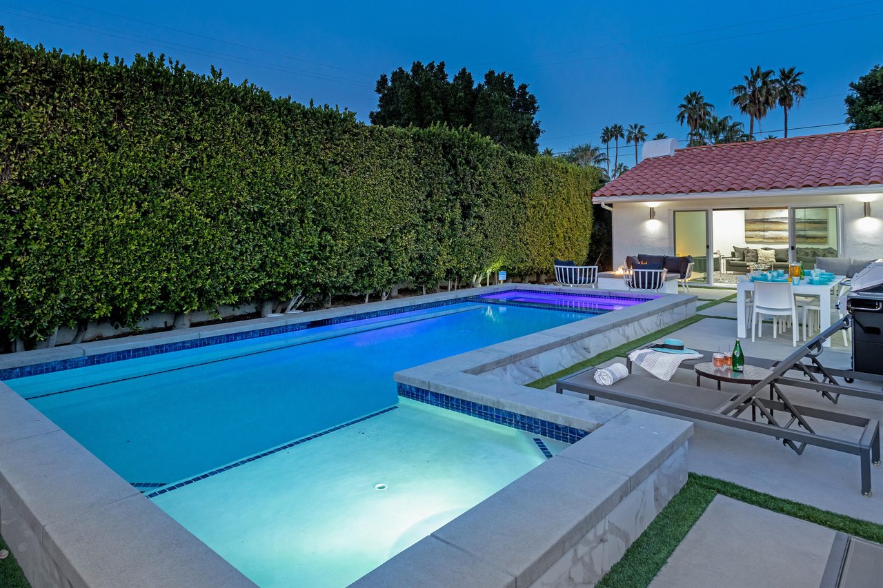 Sparkling resortstyle pool