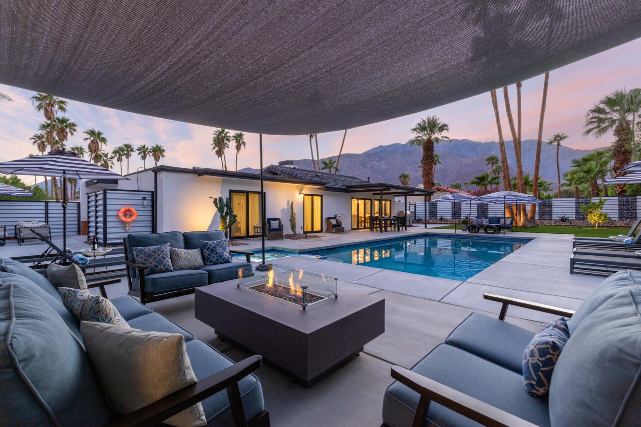 Sit around the covered fire pit and enjoy a cocktail