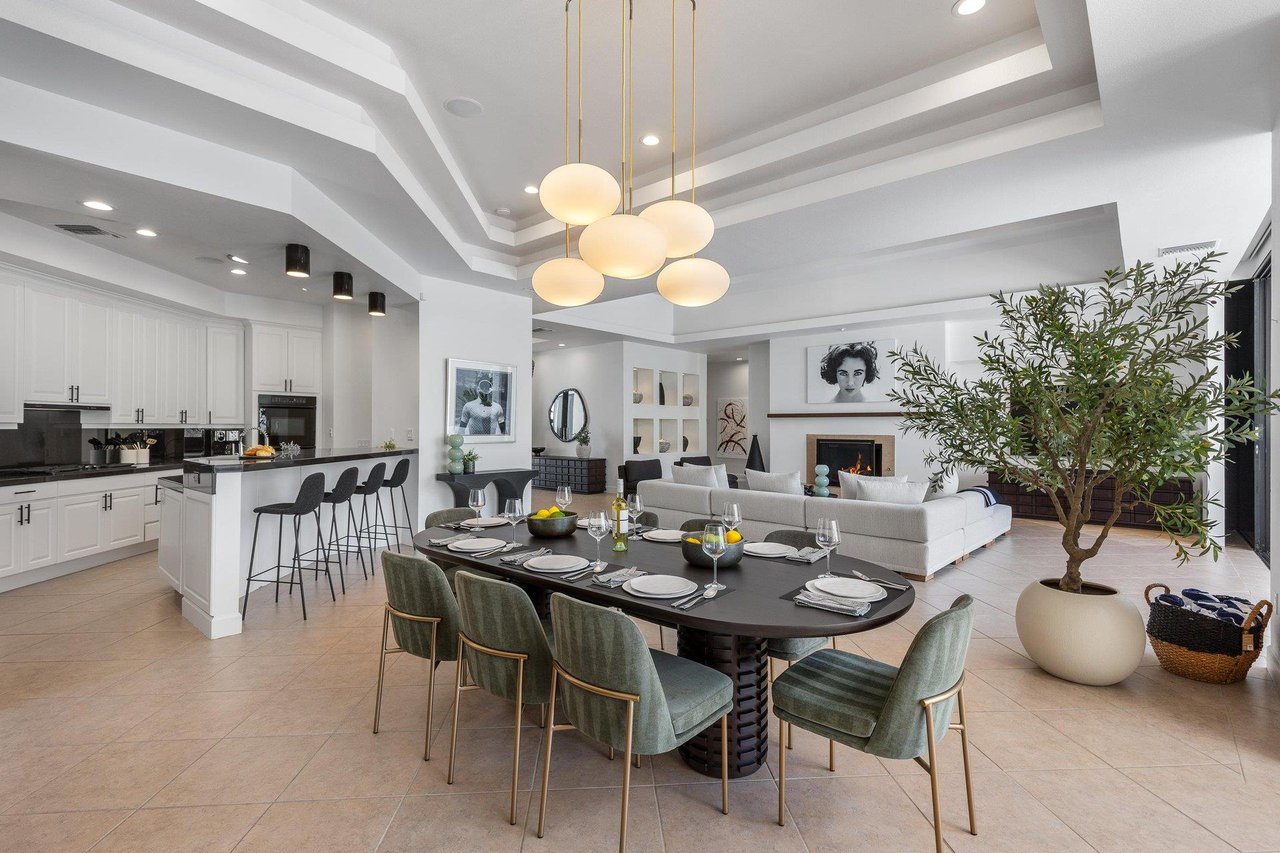 479385 The Elizabeth Modern