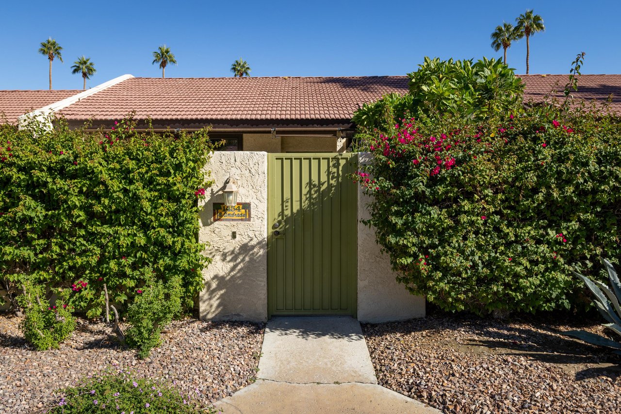 Welcome to Baristo Modern Retreat