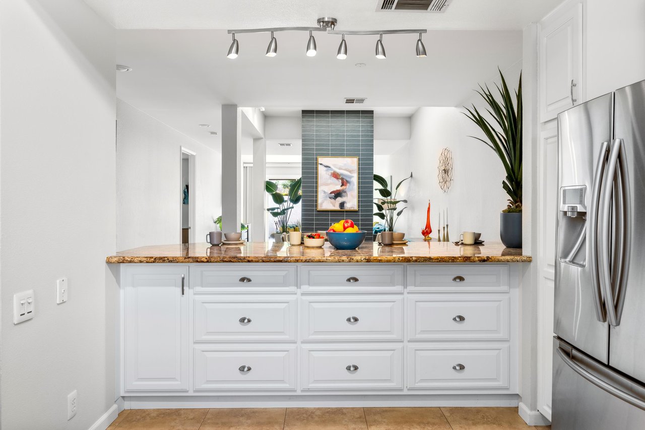 Tons of kitchen storage