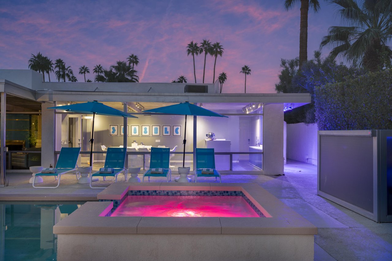 Enjoy ambient pool lighitng