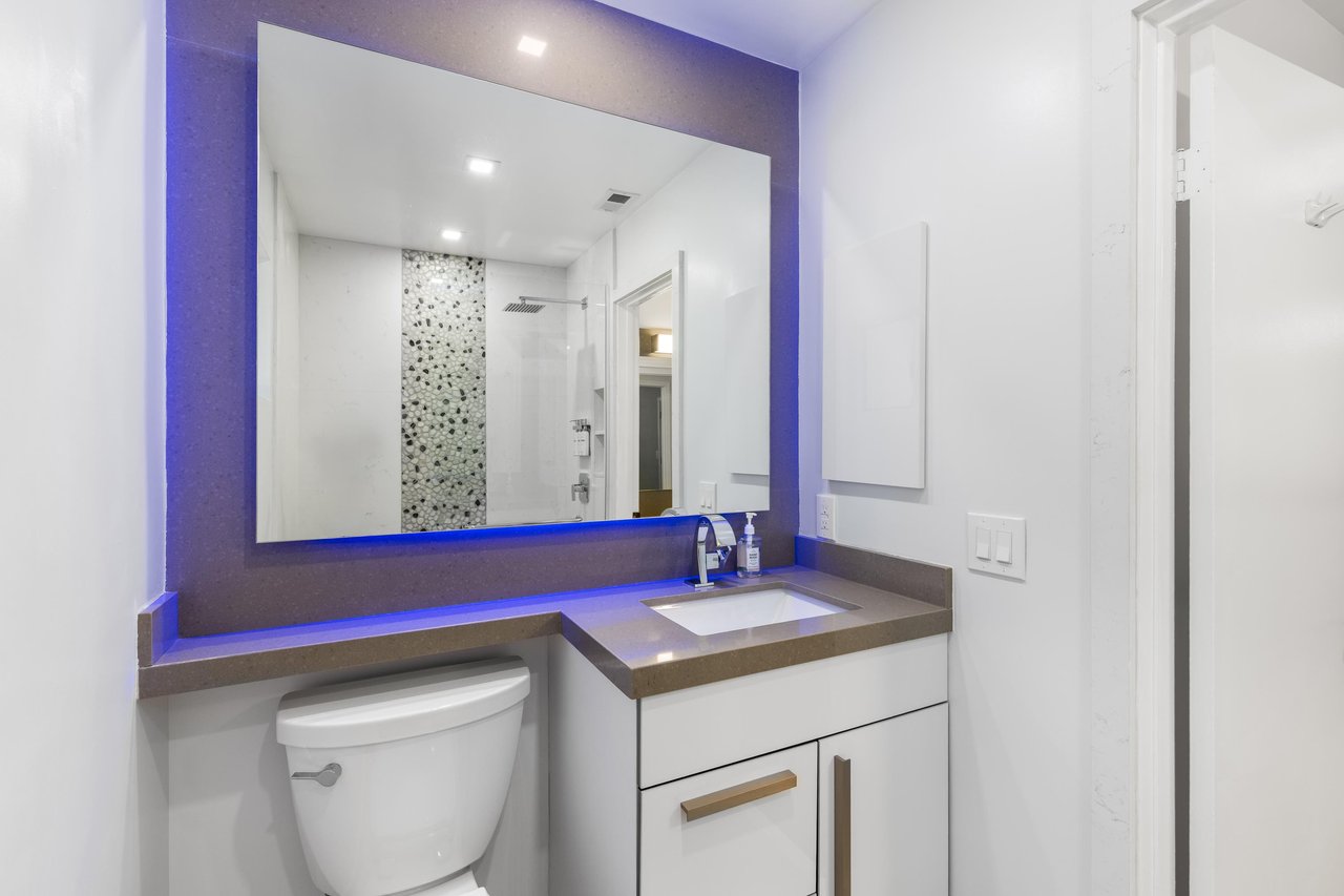 Primary en suiite bathroom