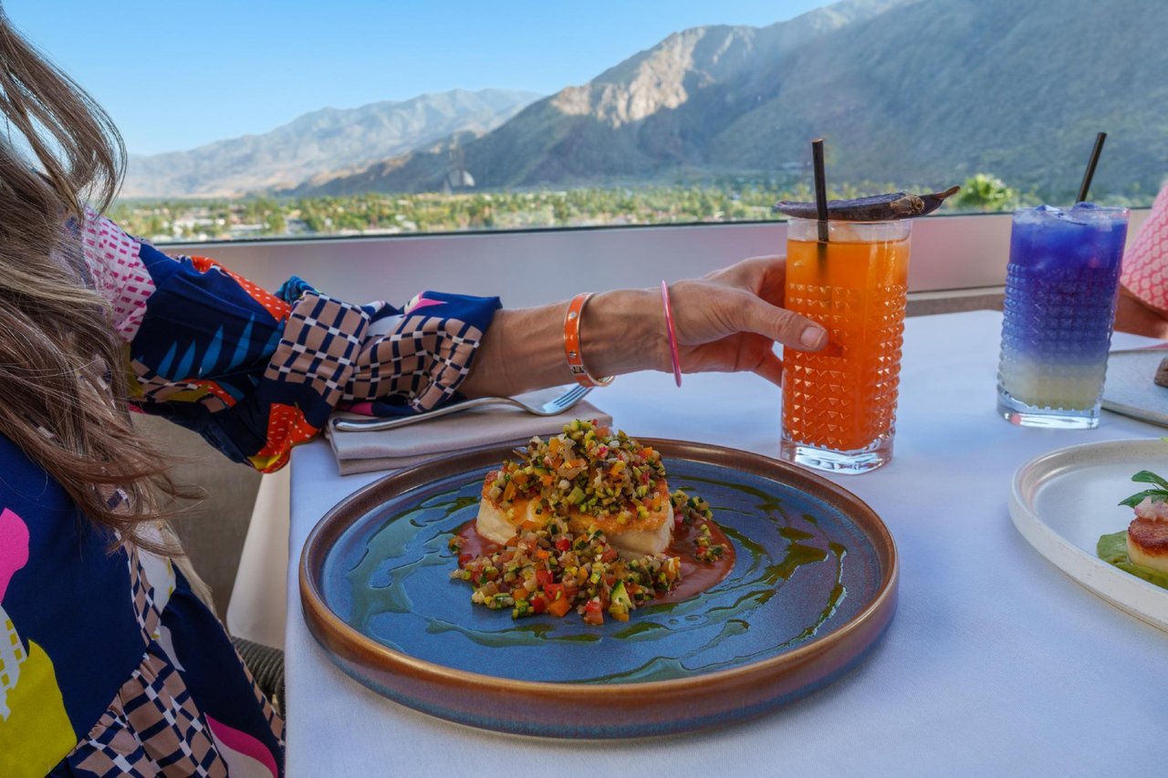 487623 4 Saints At Kimpton Rowan