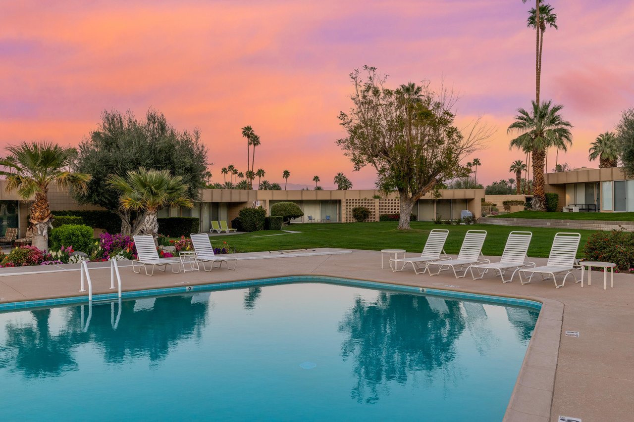 Welcome to Sandpiper Jewelbox