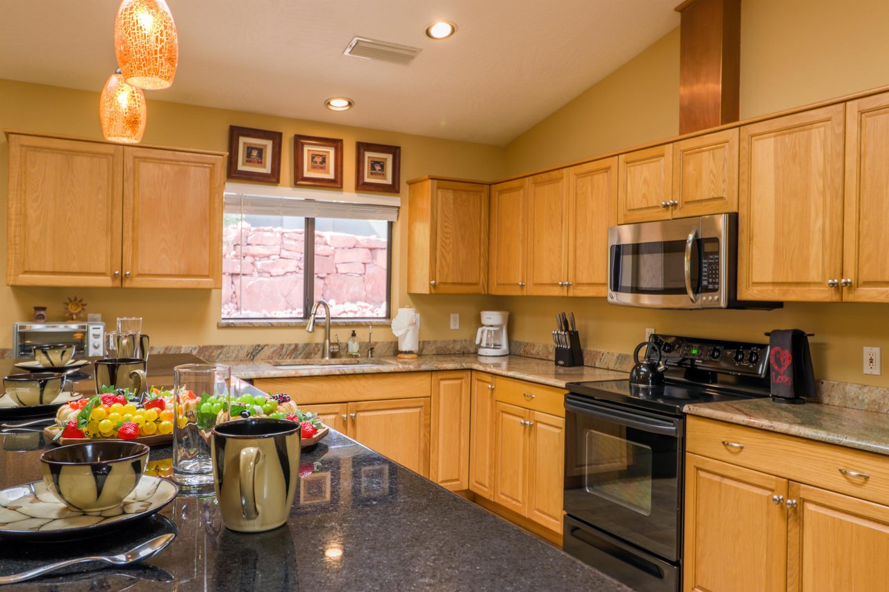 Fully Stocked Kitchen