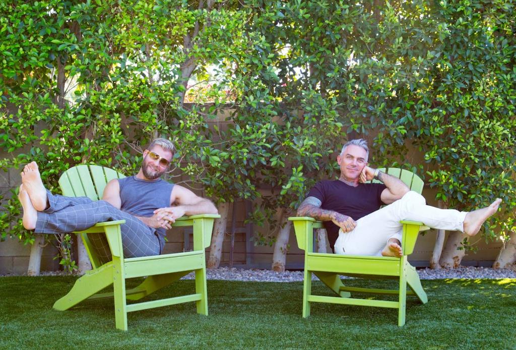 6156 Brandoncraig_tranquilitypalms1024x694