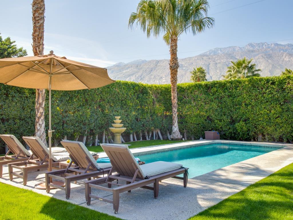 6161 10011502melnathancox1024x768