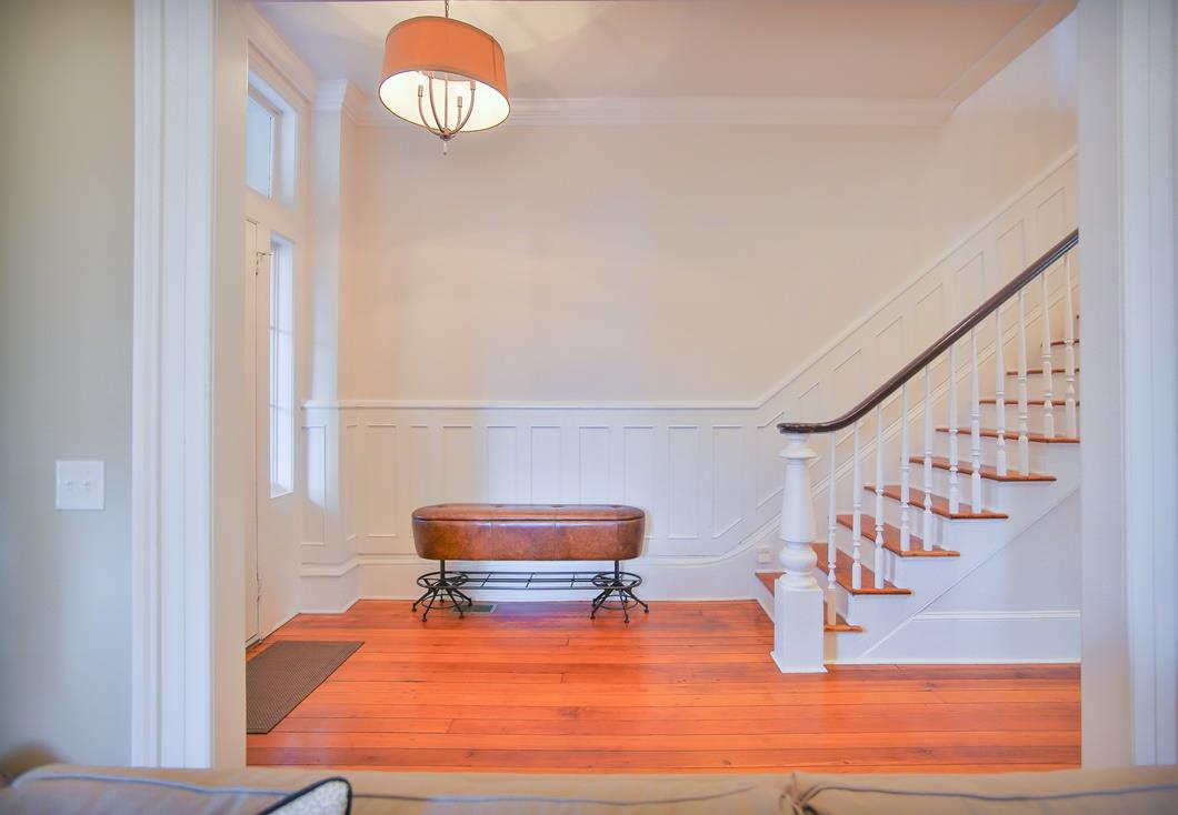 Quiet little spot to put on your shoes.