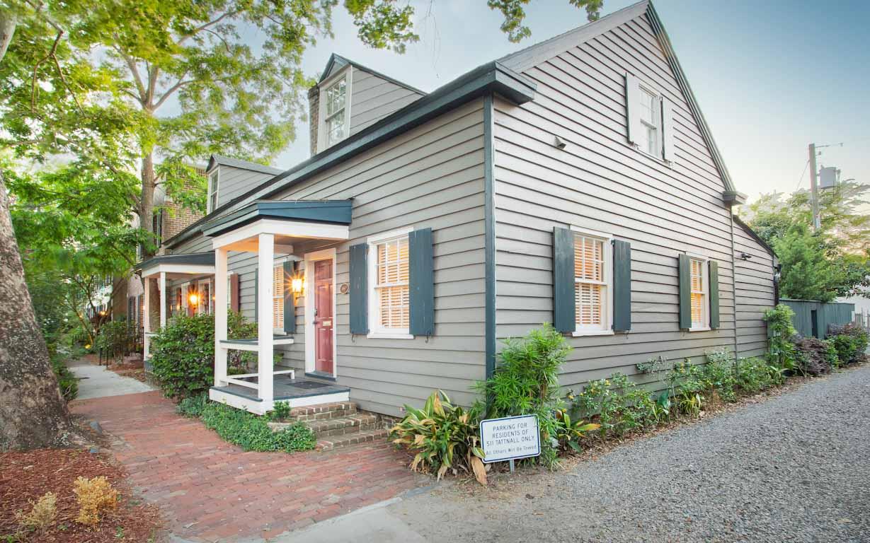 Stay inside a piece of Savannah history