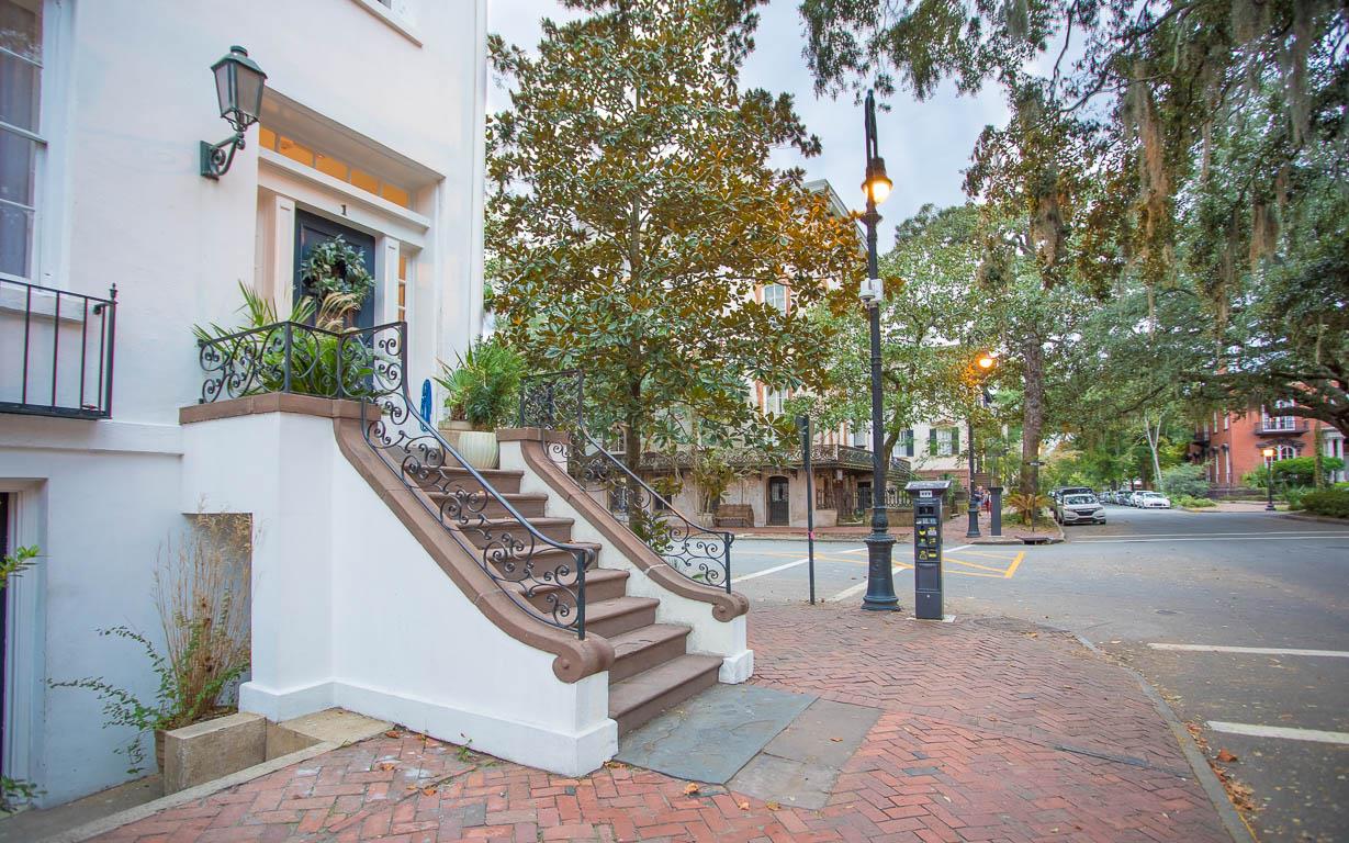 View of the entrance.