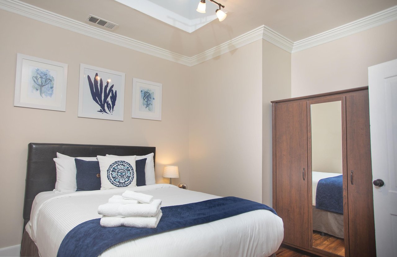 The skylight in the middle of the room allows guests to rise naturally and soak up the morning sunshine.