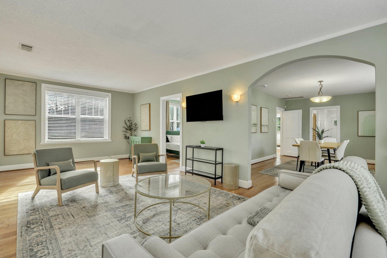 34749 Enjoy Luxury Savannah Rentals For A Month