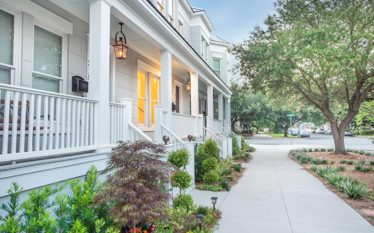 Start your Savannah journey on foot.
