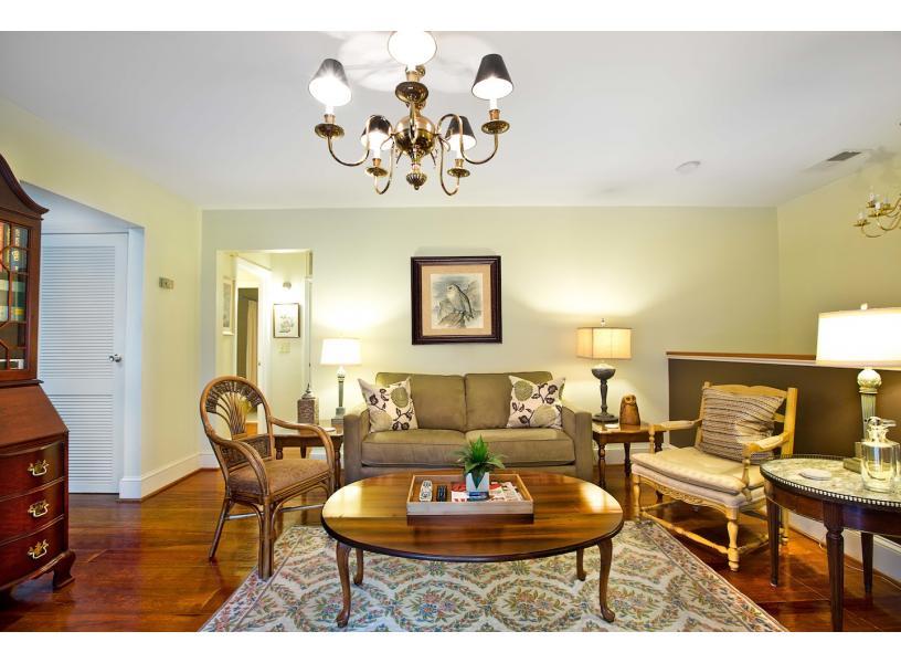 Comfortable Living Room.