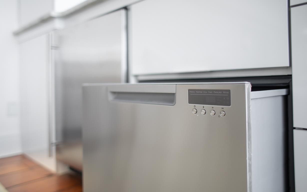 A dishwasher makes clean up easy.