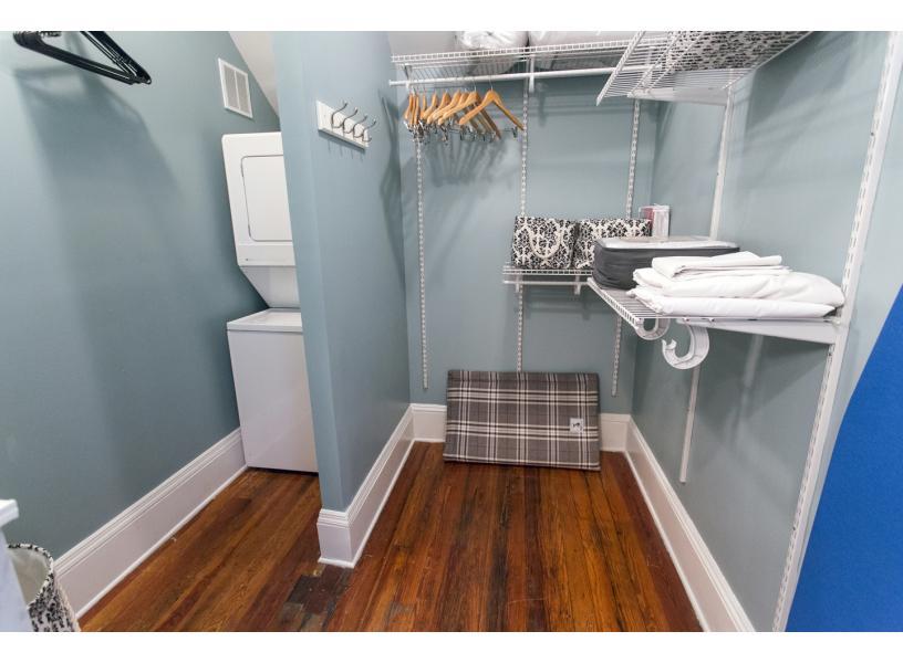 The large closet with washer and dryer makes it easy to unpack.