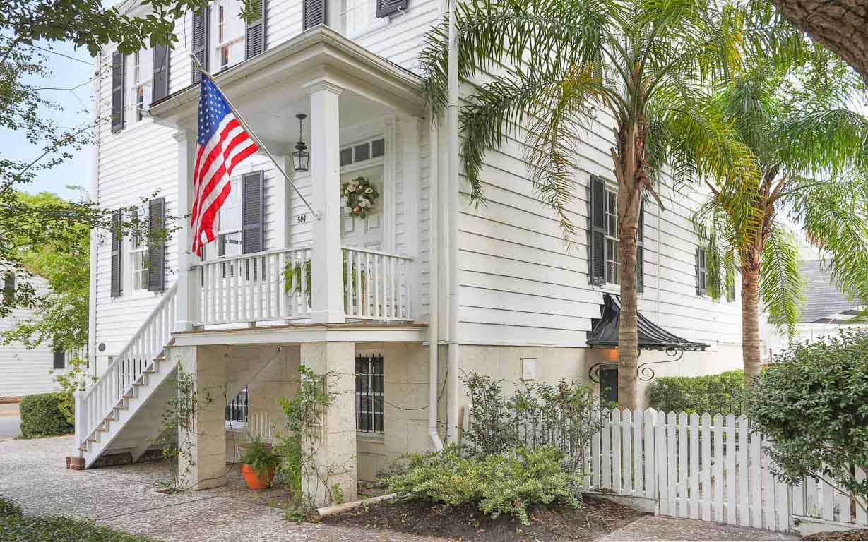 Stay in a piece of Savannah history