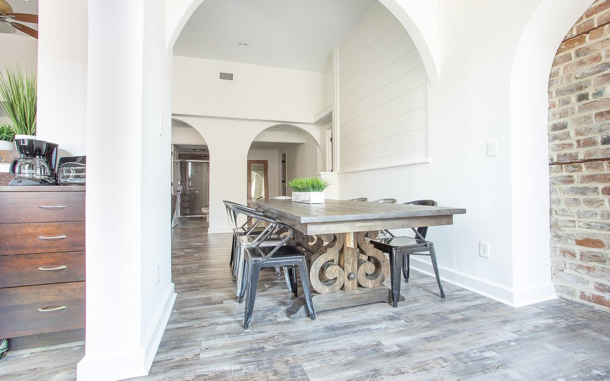 The dining table comfortably seats six.