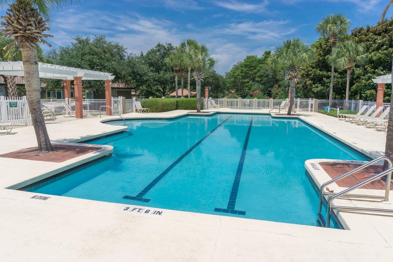 Tivoli Terrace 5440 Pool