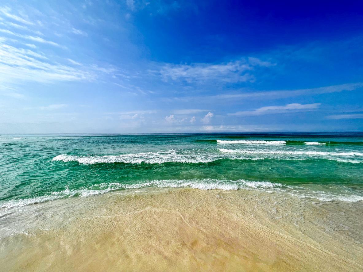 20977 September Emerald Coast