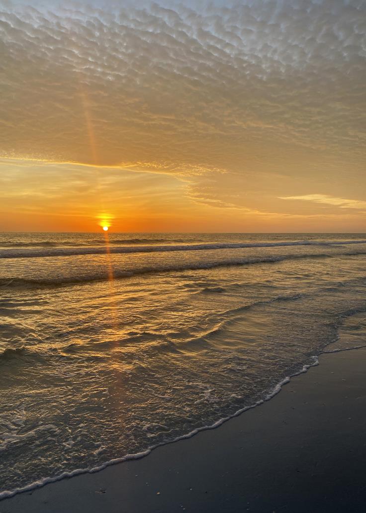 6137 25instagramcaptionsforfallbeachpics