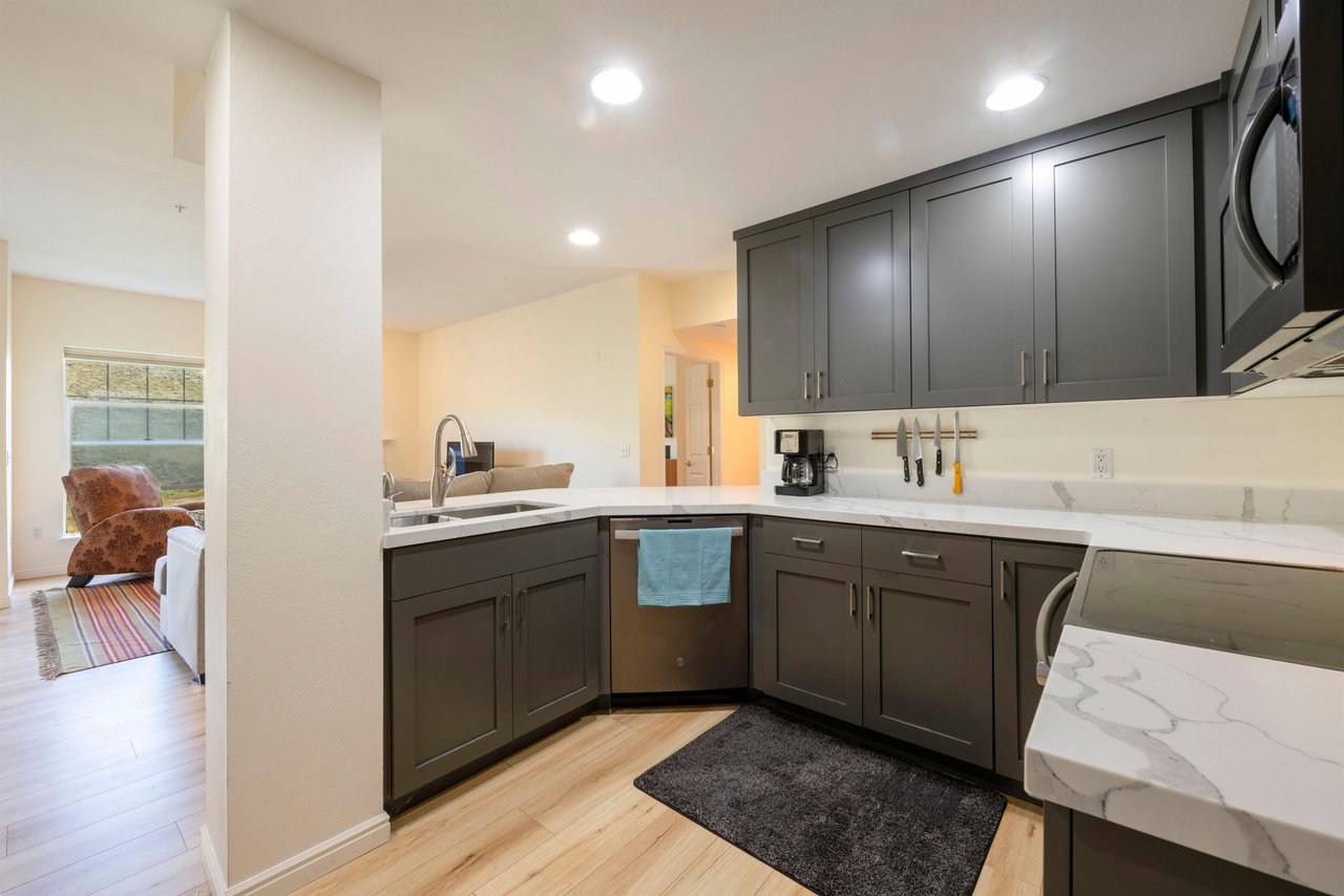 900 Bitner Rd Unit 17  Canyon Creek Club Apartments