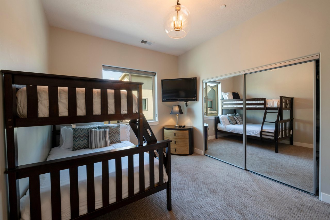 Newpark Terrace 572nd bedroom, twin over full bunk