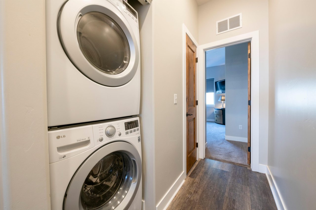 Newpark Terrace 57Washer and Dryer