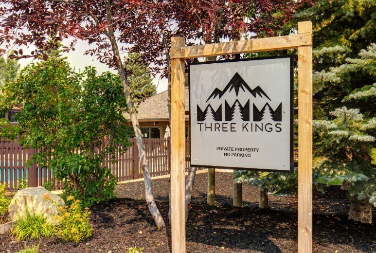 Three Kings community features a sparkling pool, relaxing hot tub, and welcoming clubhouse for guest enjoyment yearround.