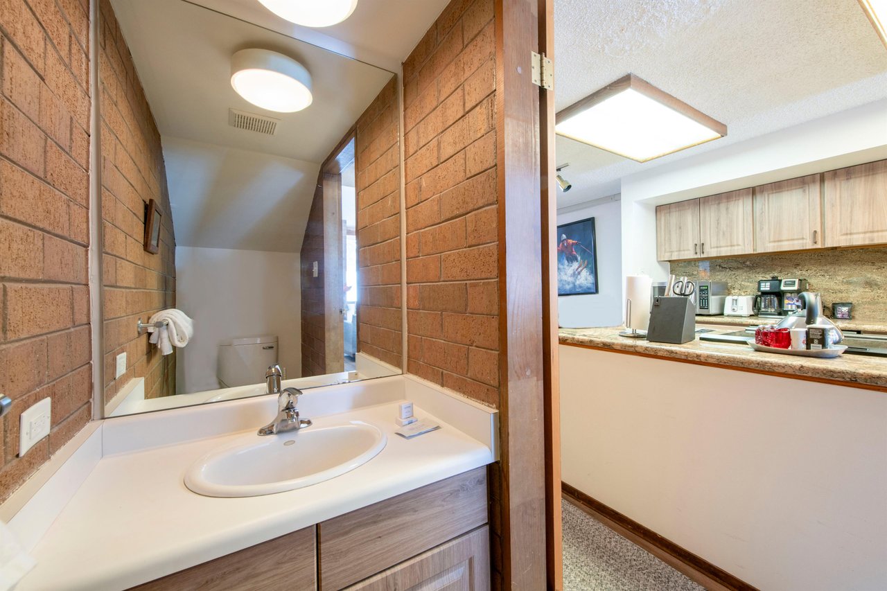 Every detail taken care of — Park Avenue 216 ensures everyone in your group has the space and comfort they need.