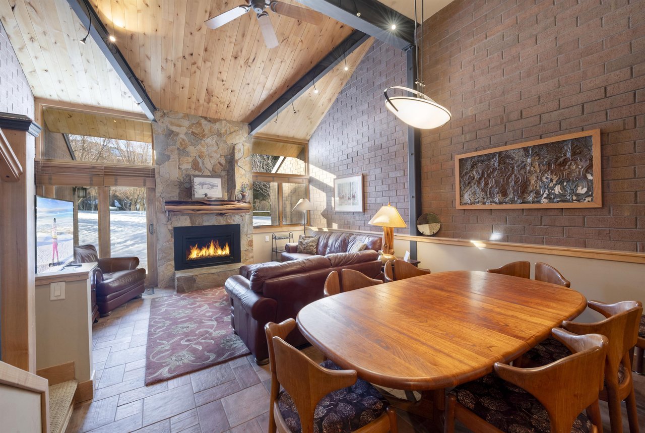 Dine by the fire and linger over conversation long after the plates are cleared — Park Avenue 227 was designed for moments like these.