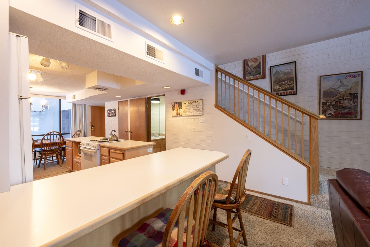 Two floors of comfortable living connected by classic charm — Park Avenue 231 is the Park City lodging experience that feels like a home away from home.