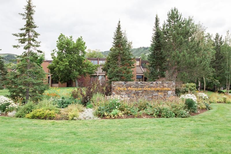 Welcome to Park Avenue Condominiums — a beautifully landscaped Park City community just minutes from Main Street, the slopes, and everything that makes Park City, Utah, unforgettable
