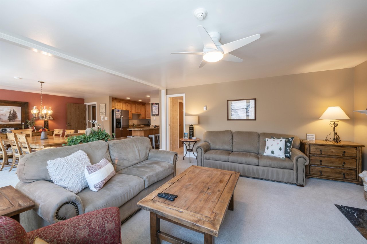 Resort Plaza 5064 delivers the comfort and space you need for a truly memorable mountain escape, with a beautifully furnished living area and an open floor plan that makes this Park City lodging feel