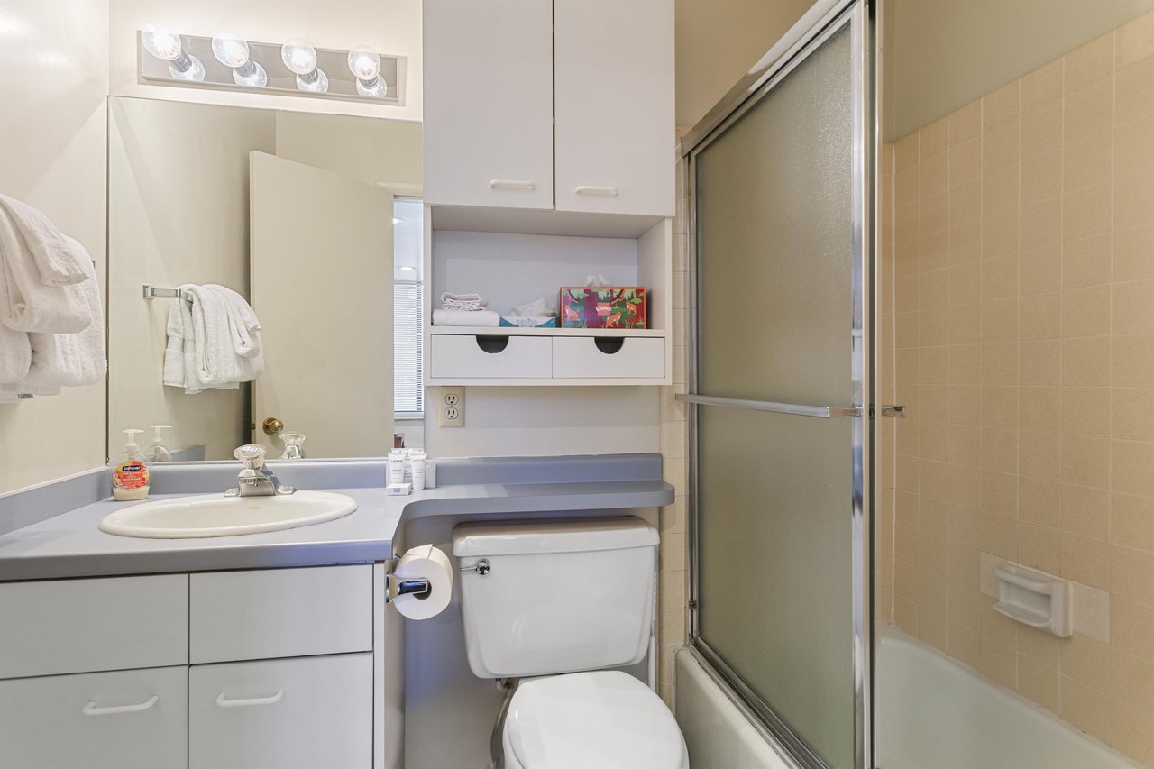 Three Kings 41 offers two full sized bathrooms and one halfbathroom.