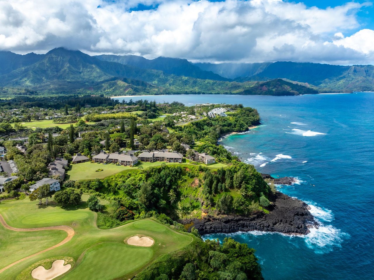 Aerial view of the Makai Golf and Pali Ke Kua
