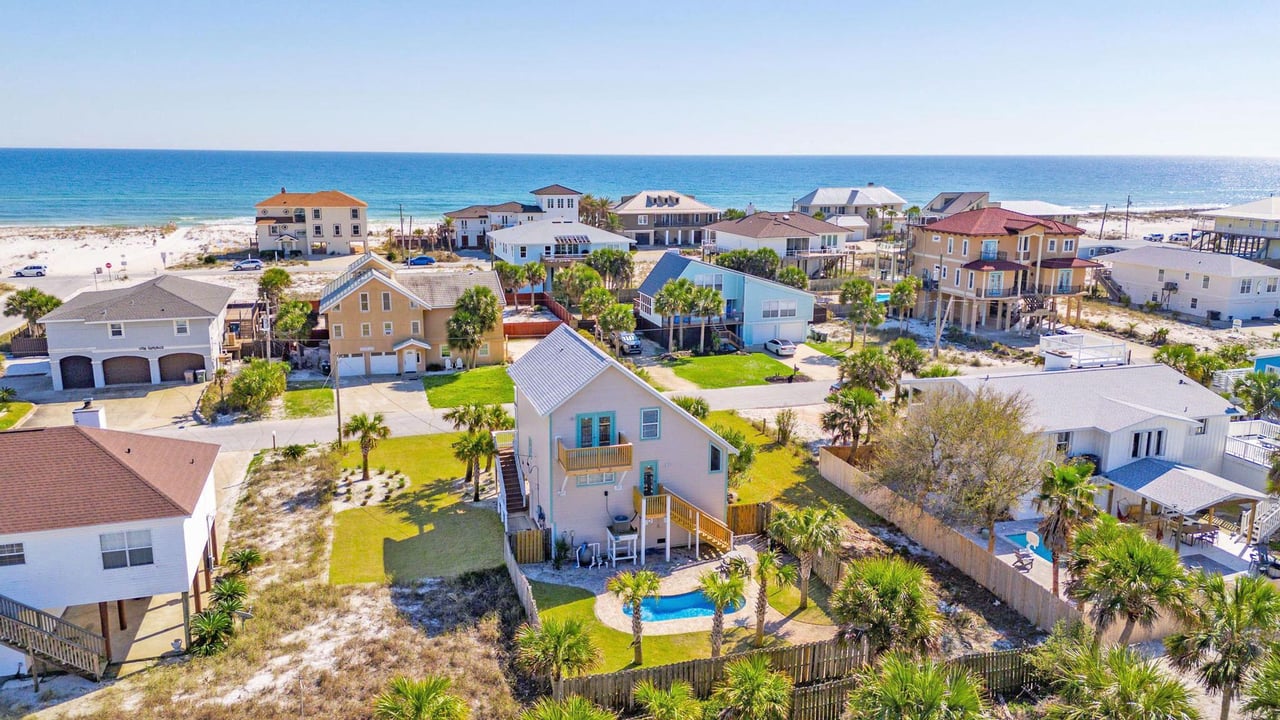 Maldonado 813  The Lazee Lagoon Beach House 2