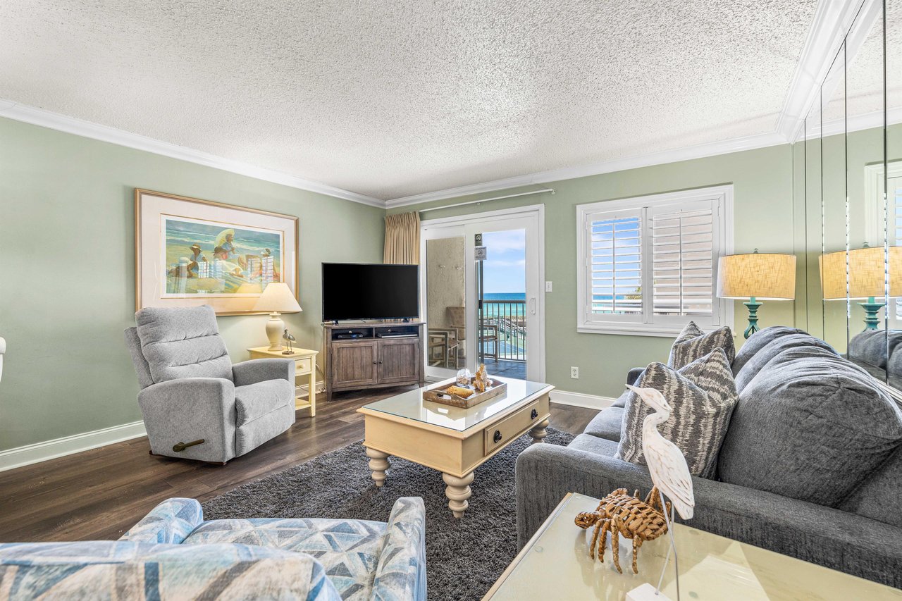 Holiday Surf and Racquet Unit 313 1