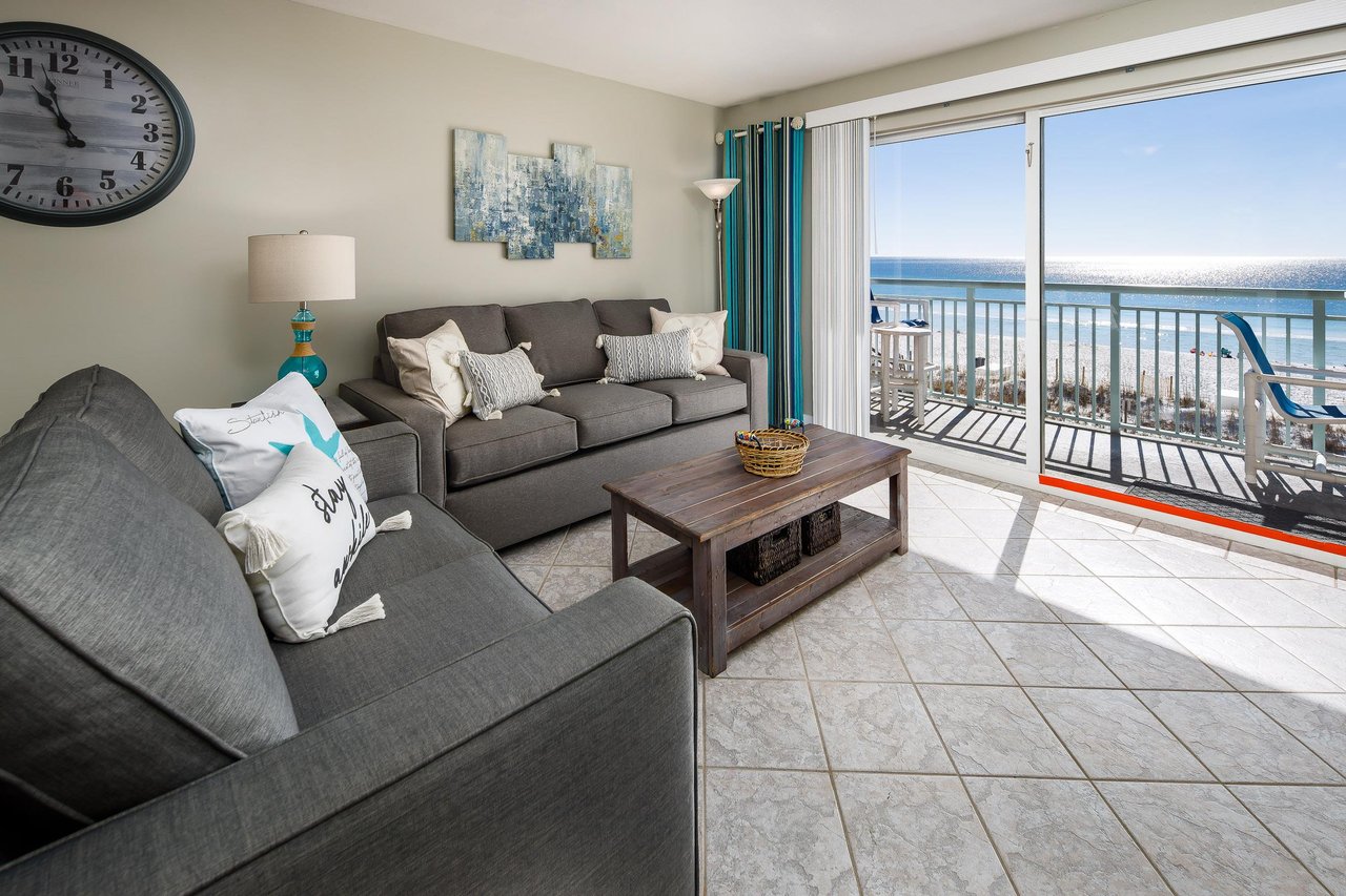 Living Room Ocean views and modern decor create a perfect retreat, inviting relaxation and fun