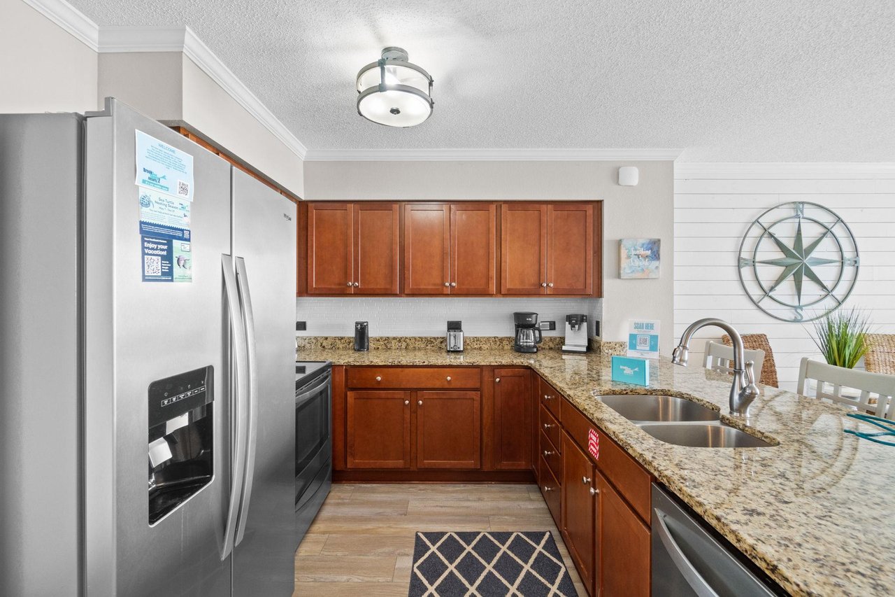 Perfect kitchen for meal prep.
