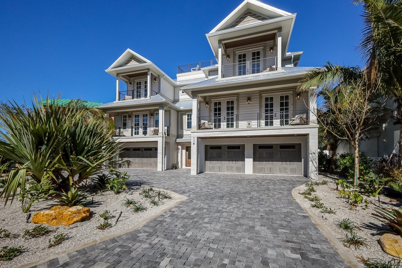 Big Kahuna by Lido Key Vacations