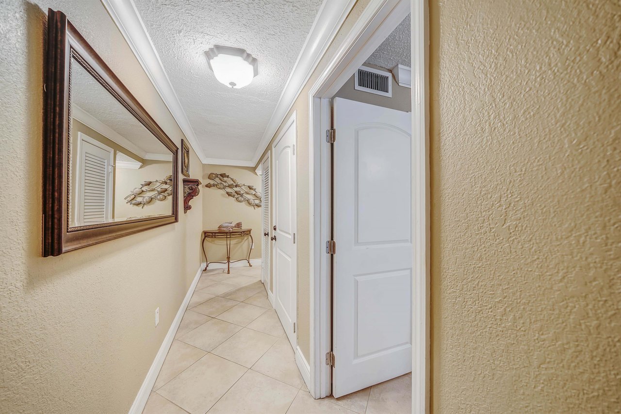 Welcome to Mariner West Unit 209