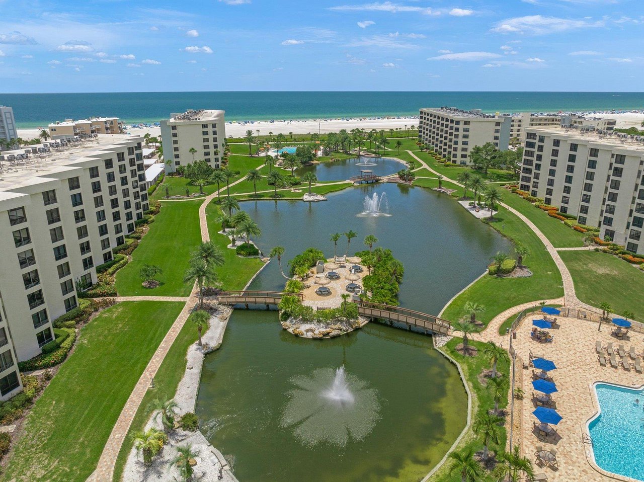 aerial view of Gulf and Bay Club in Siesta Key, Florida
