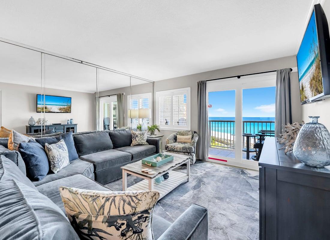 Living Area with Gulf Views