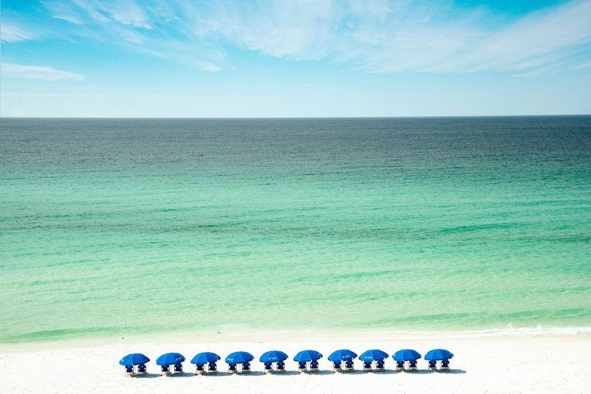 Beach front view at Beal House Hotel at Fort Walton Beach, Florida
