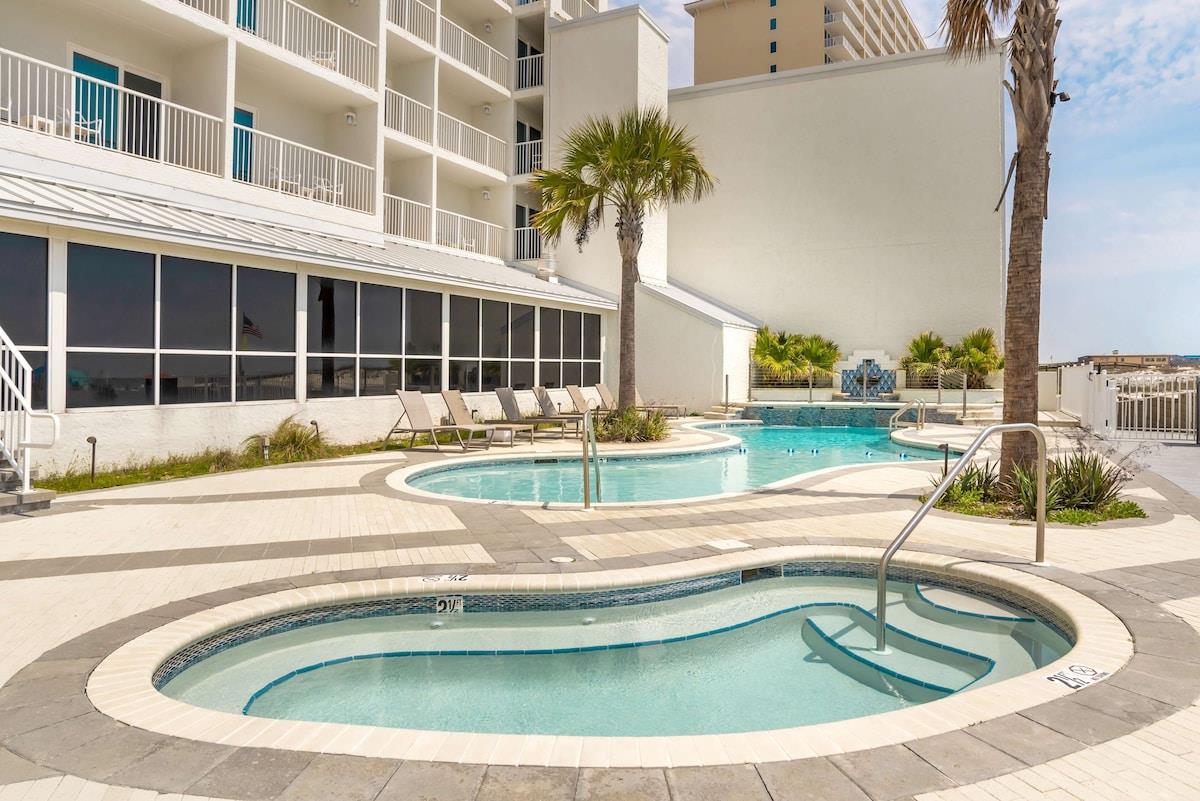 Pool at Best Western on the Beach in Gulf Shores, Alabama