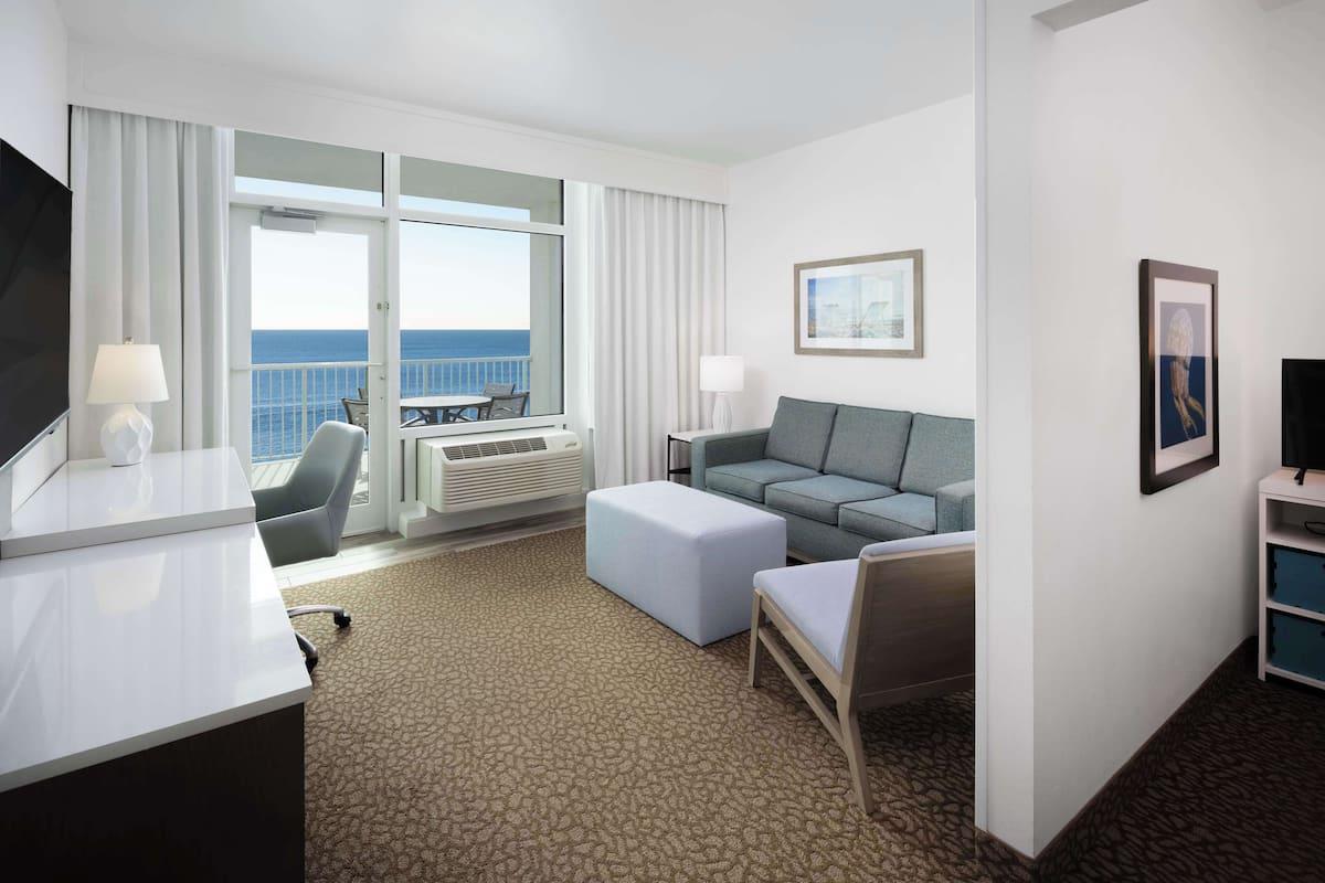 Room at Best Western Premier The Tides in Orange Beach, Alabama