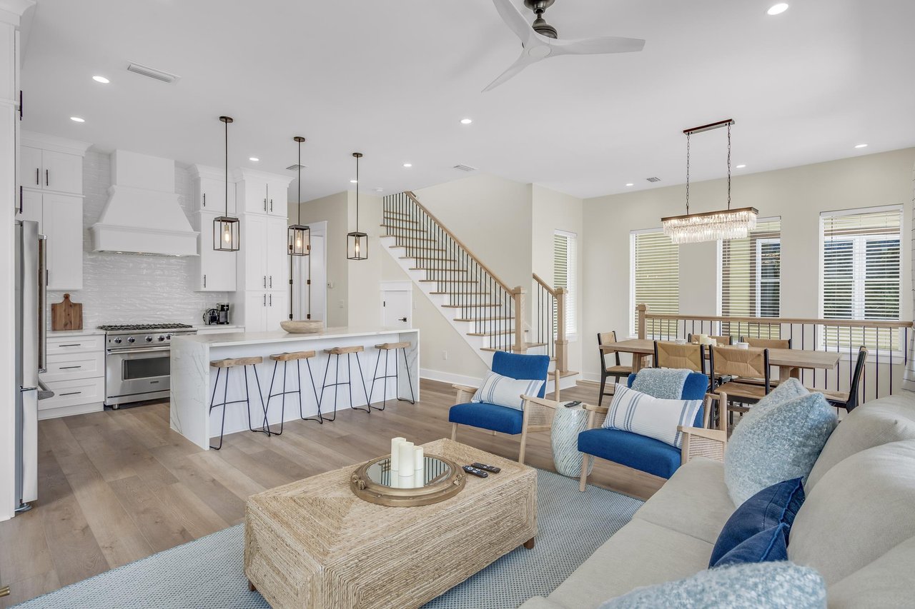 Beach Paradise Manor at Destin Pointe Resort 1